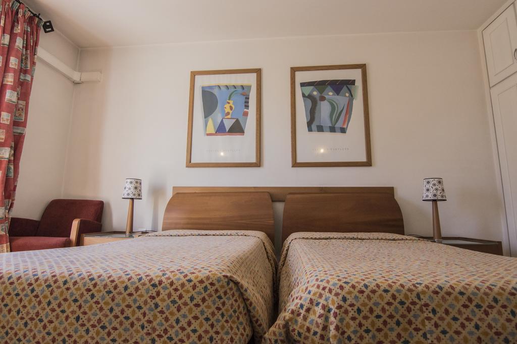 Apartamentos Turisticos Avenue Park 푼샬 외부 사진